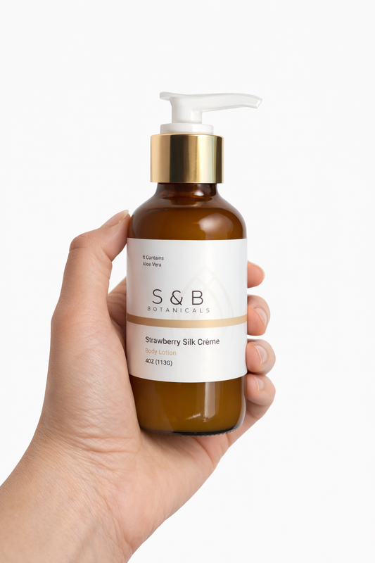 Lightweight aloe body lotion with argan oil, squalane and green tea seed oil ingredients flatlay